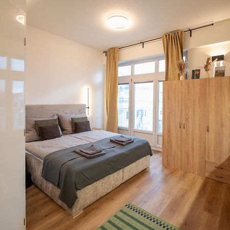 Modern Apartment In Historic City Center Old Town Bratislava Luaran gambar